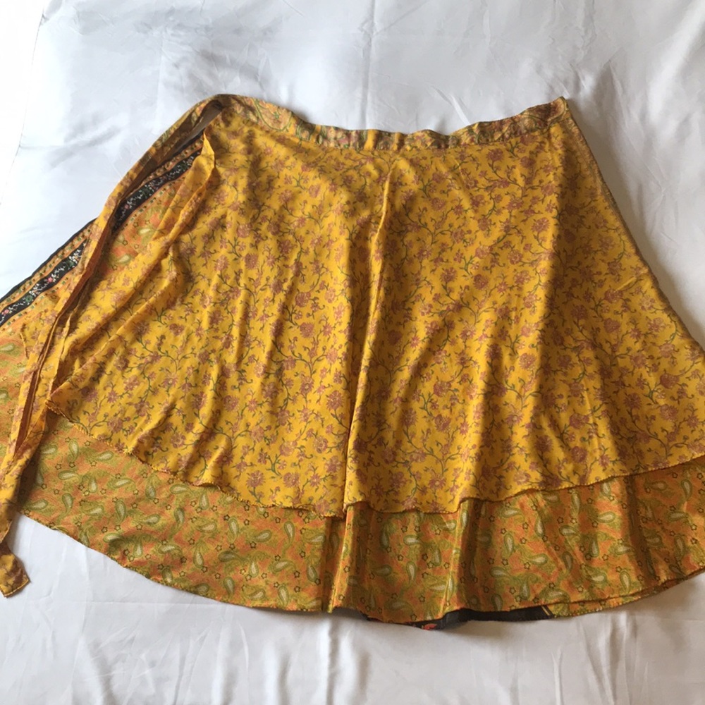 Jedzebel Silk Sari Magic Skirt Wrap - Picture 7 of 16